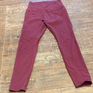 Tavi women’s burgundy Leggings - size Medium